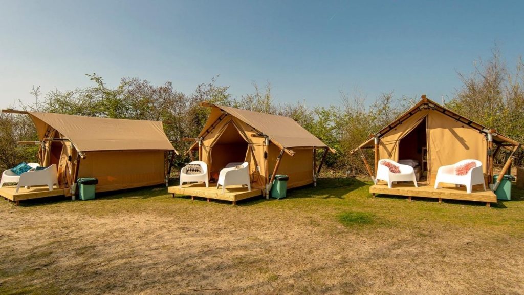 YALA_Sparkle_exterior_side_next_to_each_other_landscape