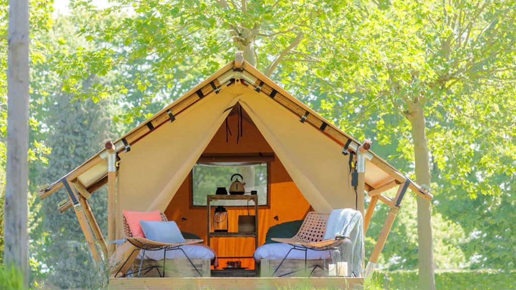 YALA_Sparkle_exterior_with_terras_landscape